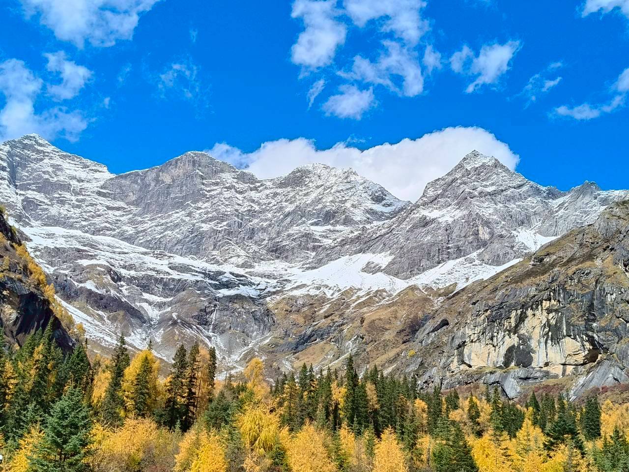 ภูเขา 4  ดรุณี